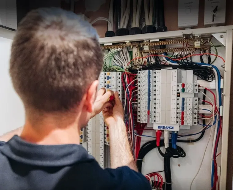 Boletines electricos en Valdelafuentes